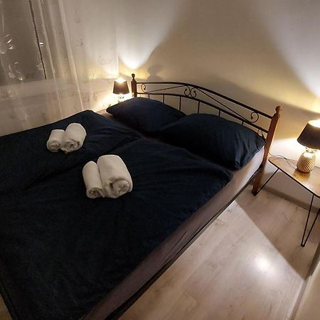 Apartman Surany Екстер'єр фото